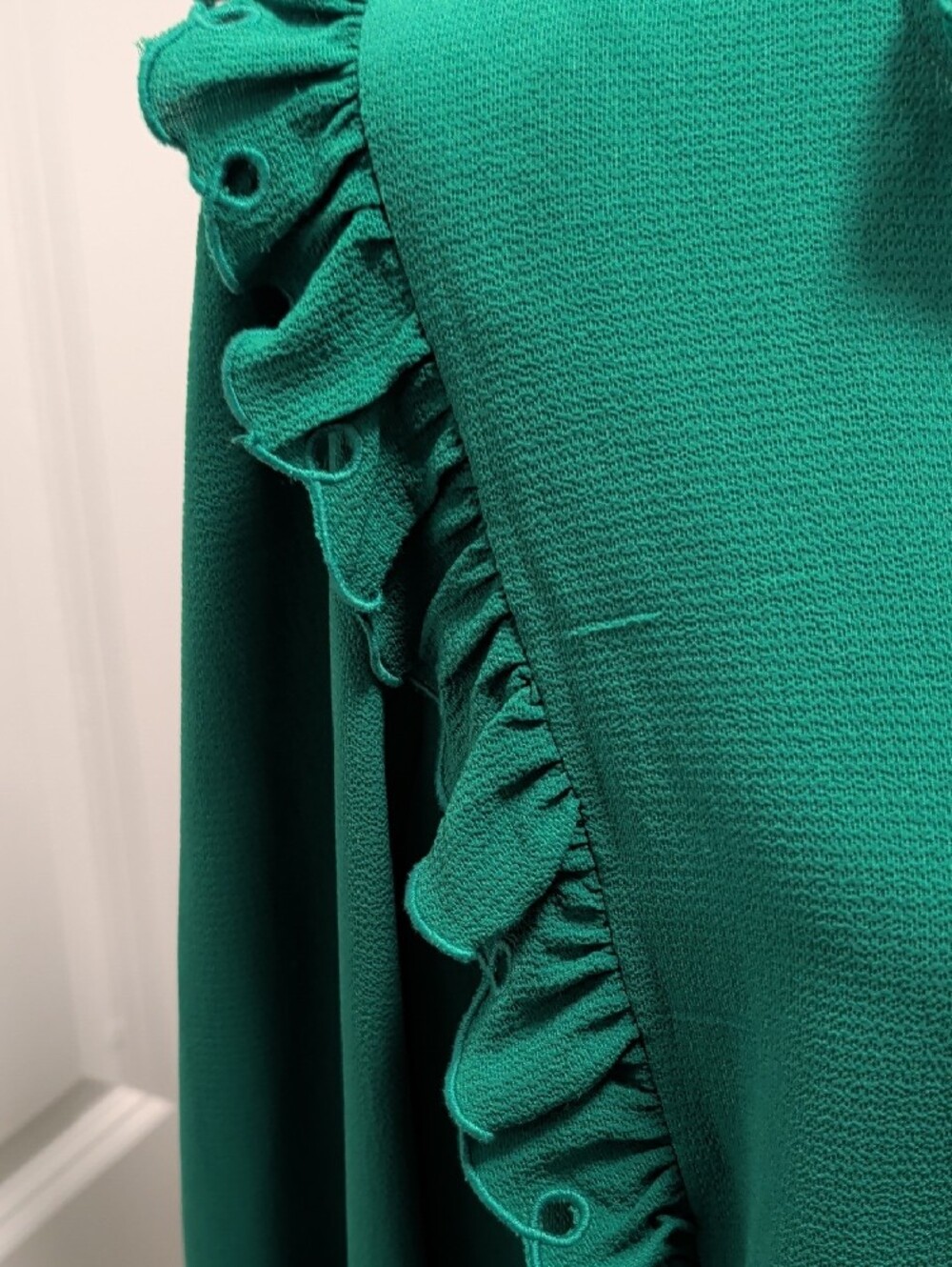 CeCe- Size L Emerald Green Ruffle Tie-Neck Blouse NWT - Picture 3 of 15